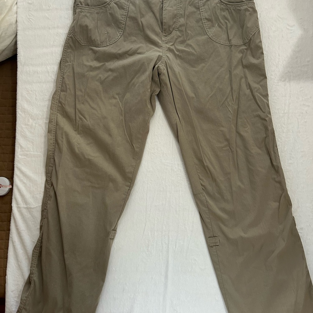 Women’s Khaki Utility Pants by Kuhl- Casual Straight Fit